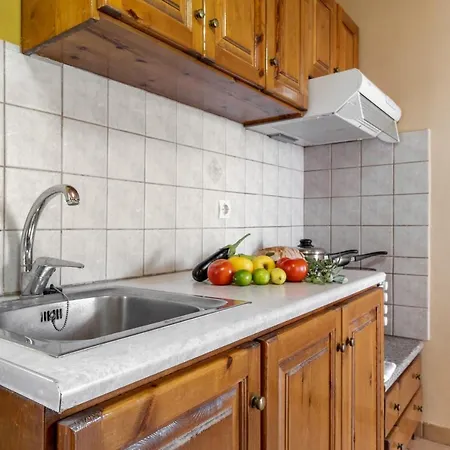 Apostolos 6 Apartment Pondi